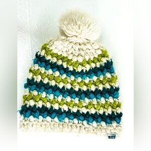 REI Popcorn Knit Blue and Green Pom Pom Beanie
